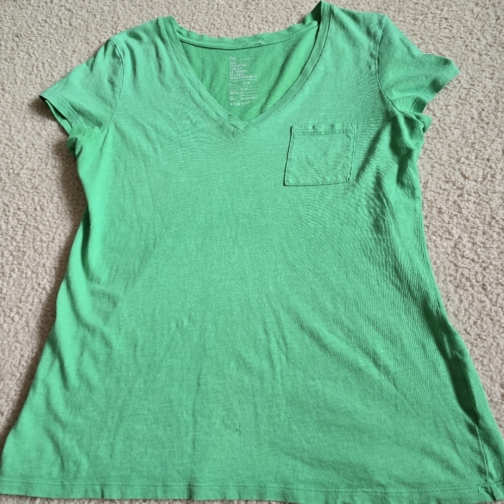 🌈 GAP 100% Cotton V Neck TShirt Womens Small